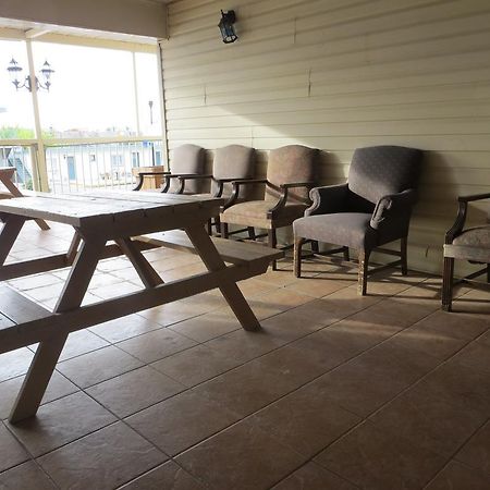 Villa Nova Motel Wasaga Beach Exterior photo