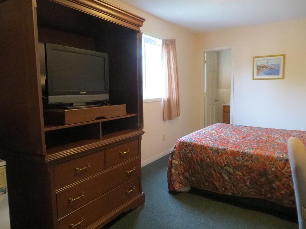 Villa Nova Motel Wasaga Beach Exterior photo